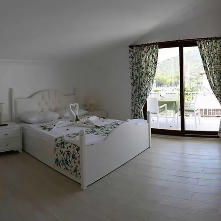 Privatunterkunft Yarimada Tatil Evi *