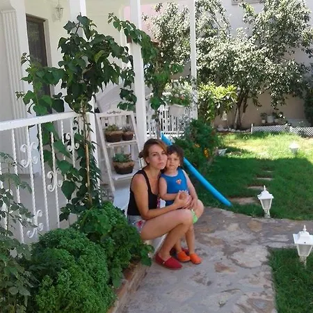Privatunterkunft Yarimada Tatil Evi *