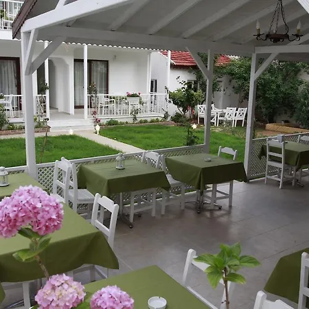 Homestay Yarimada Tatil Evi