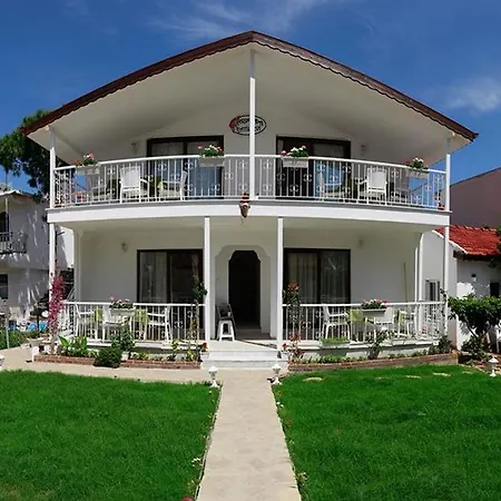 Homestay Yarimada Tatil Evi Marmaris